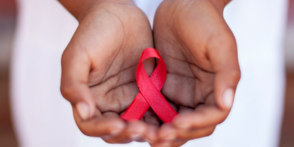 A Aids é causada pelo HIV, um vírus que atinge os glóbulos brancos, responsáveis pela defesa do organismo