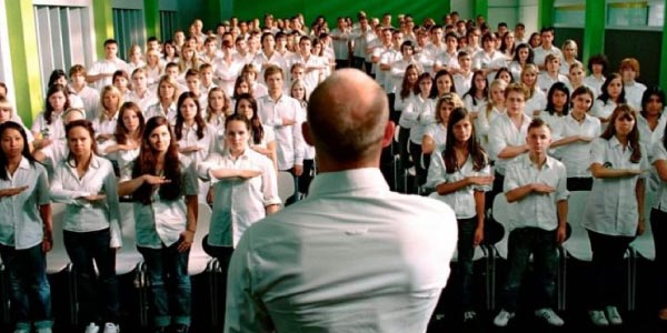 filme-a-onda-é-um-exemplo-do-que-é-autocracia