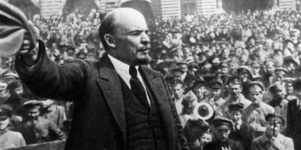 fotografia-de-lenin-em-petro-e-branco-lider-da-revolução-russa